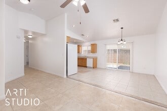 321 Honeysuckle Ln in Mesquite, NV - Building Photo - Building Photo