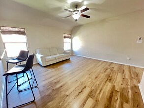 500 Saddlehorn Way in Cibolo, TX - Building Photo - Building Photo