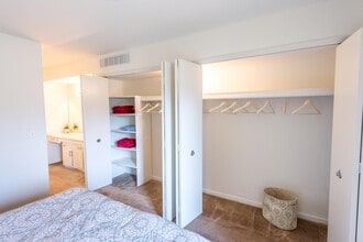 Traver Ridge Heights in Ann Arbor, MI - Foto de edificio - Building Photo