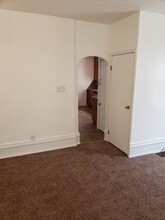 557 4th St, Unit #3 in Butler, PA - Building Photo - Building Photo