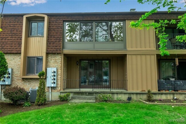 130 Groton Dr in Buffalo, NY - Building Photo - Building Photo