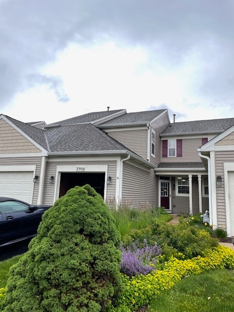 property at 2908 White Thorn Cir