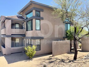 5855 N Kolb Rd in Tucson, AZ - Building Photo - Building Photo