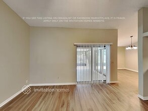 2002 Helm Ln in Valrico, FL - Building Photo - Building Photo