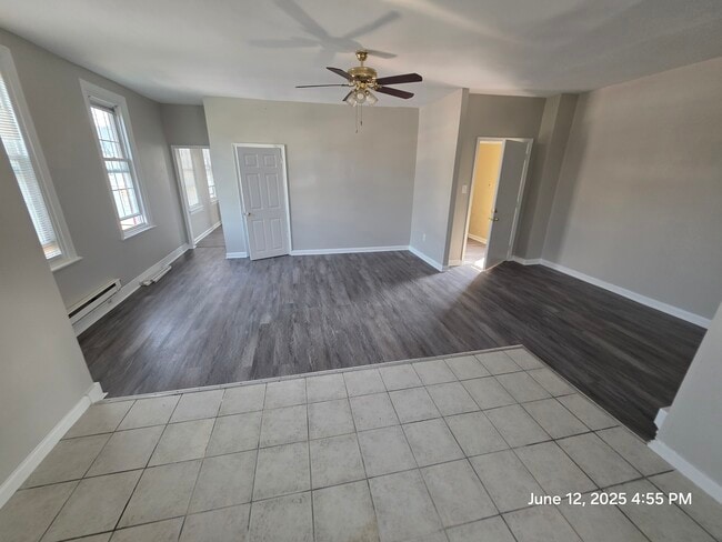 2703 Kirkbride St, Unit 2F