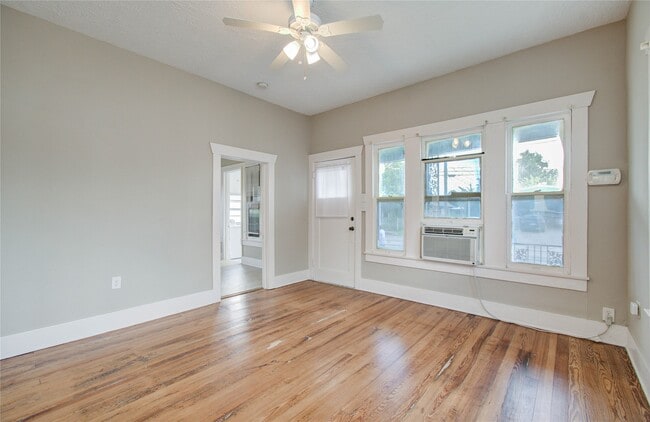 property at 901 Boundary St