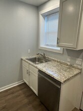 912 Peralta St in Pittsburgh, PA - Building Photo - Building Photo