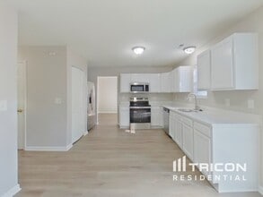 925 Schofield Ln in Columbia, SC - Building Photo - Building Photo