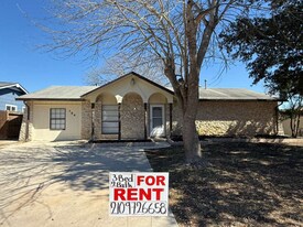 164 Lost Forest St in San Antonio, TX - Building Photo