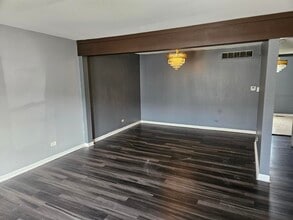 1971 Haddam Pl in Hoffman Estates, IL - Building Photo - Building Photo