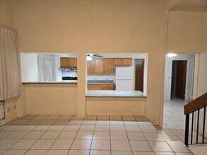 1536 Ala Hahanui St in Honolulu, HI - Building Photo - Building Photo