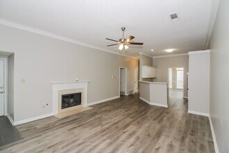 8632 Brer Rabbit Cove in Memphis, TN - Foto de edificio - Building Photo