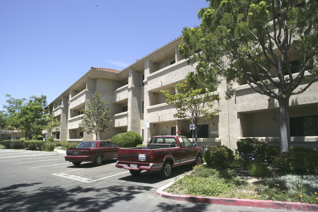 Santa Paulan Senior Apartments in Santa Paula, CA - Building Photo - Building Photo