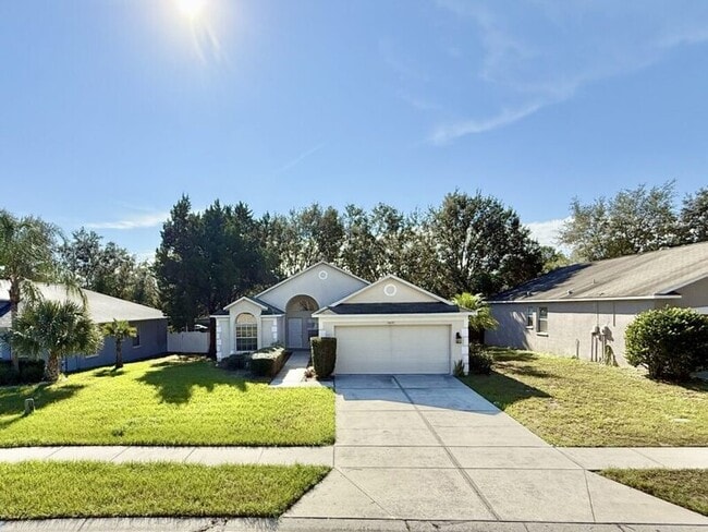 5431 Ayrshire Dr in Spring Hill, FL - Building Photo - Building Photo