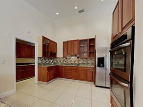 10162 Aspen Way in Palm Beach Gardens, FL - Building Photo - Building Photo