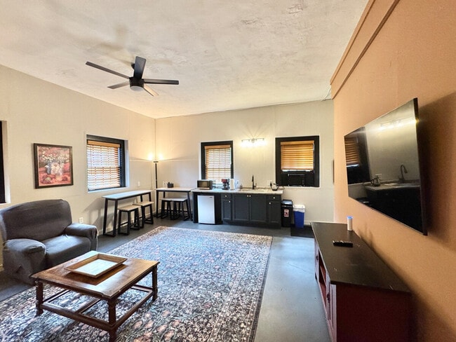 property at 2632 Wellington Rd