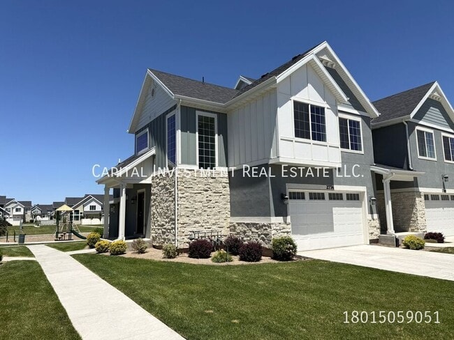 property at 2774 Lacewood Dr