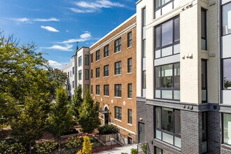 816-820 Potomac Ave SE in Washington, DC - Foto de edificio - Building Photo