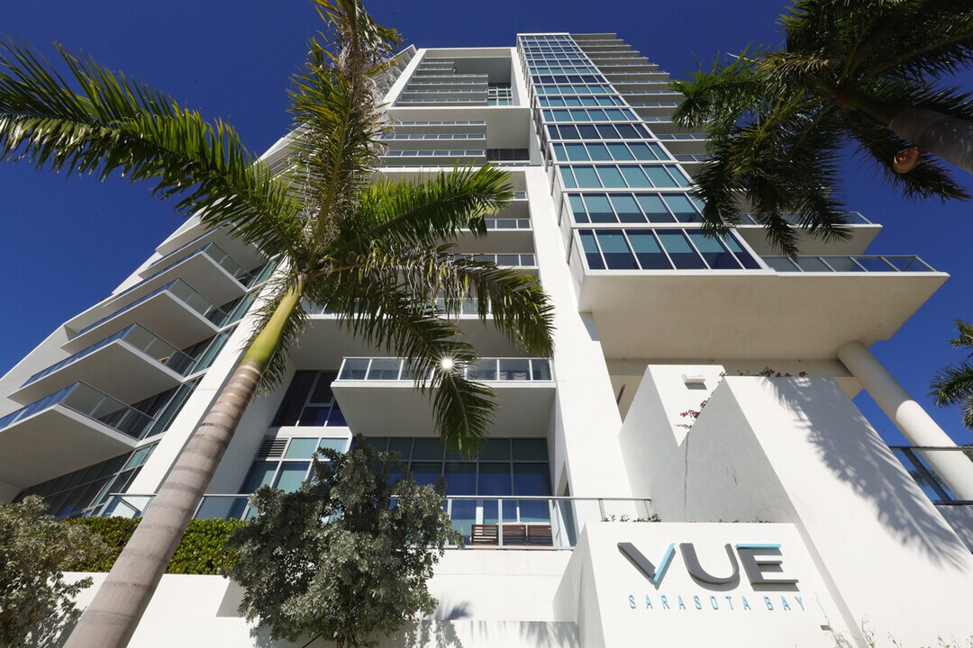 1155 N Gulfstream Ave in Sarasota, FL - Building Photo