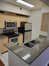 2564 Centergate Dr in Miramar, FL - Building Photo - Building Photo