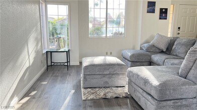 3216 Flagstaff Ct in Las Vegas, NV - Building Photo - Building Photo