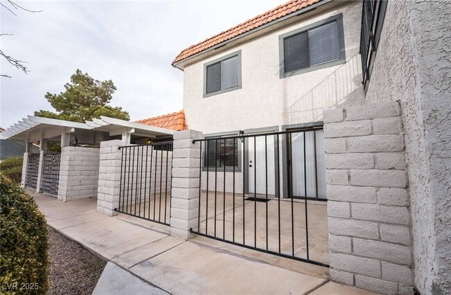 property at 1133 Willow Tree Dr