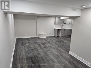 1798 Trafalgar St in London, ON - Building Photo - Building Photo