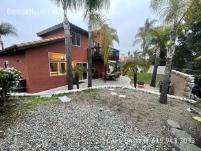 1224 Darwin Dr in Oceanside, CA - Building Photo - Building Photo