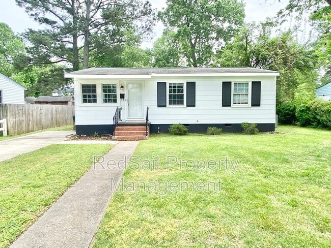 710 72nd St in Newport News, VA - Building Photo - Building Photo