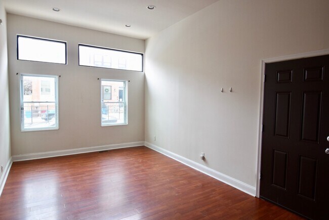 989 N Marshall St in Philadelphia, PA - Building Photo - Building Photo