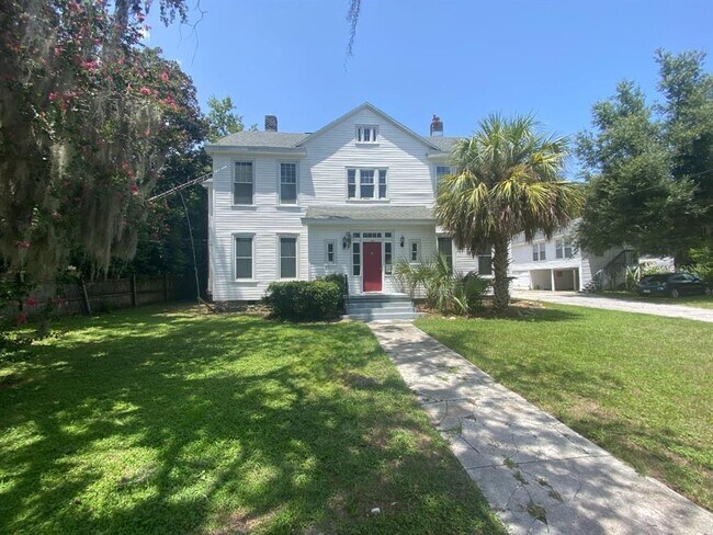 property at 1120 Webster St