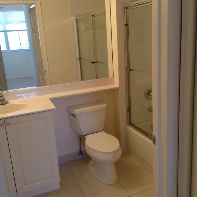 4610 PGA Blvd in Palm Beach Gardens, FL - Building Photo