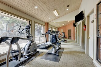 Landera in San Antonio, TX - Building Photo - Building Photo