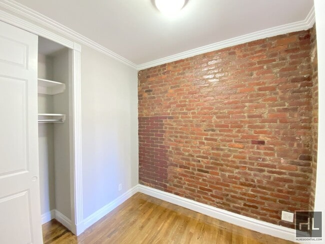 East 13th Street, Unit 3A in New York, NY - Building Photo - Building Photo