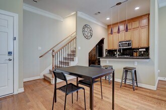 1530 W 25th St in Houston, TX - Building Photo - Building Photo