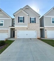 3160 Raiden Cir in Opelika, AL - Building Photo