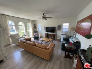 1444 Cochran Ave in Los Angeles, CA - Building Photo - Building Photo