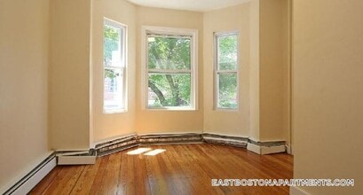 114 Everett St, Unit 3 in Boston, MA - Building Photo - Building Photo