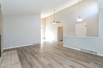 8780 W Quarto Cir in Littleton, CO - Building Photo - Building Photo