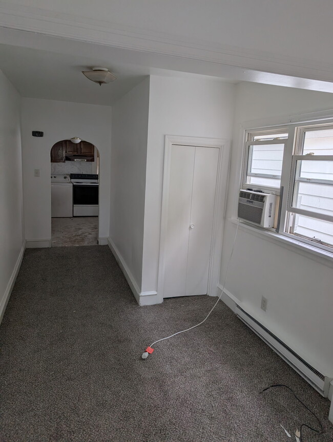 126 1/2 Elizabeth St in Pittston, PA - Building Photo - Building Photo