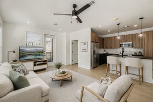 Strait & Nelson in San Marcos, TX - Building Photo