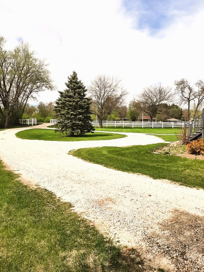 18805 McGuire Rd in Harvard, IL - Building Photo - Building Photo
