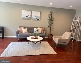 8400 Cedarcreek Ct in Ellicott City, MD - Building Photo - Building Photo