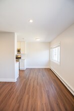 8651 Foster Ave in Schiller Park, IL - Building Photo - Building Photo
