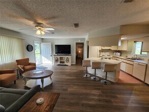 17585 SE 105th Terrace in Summerfield, FL - Building Photo - Building Photo