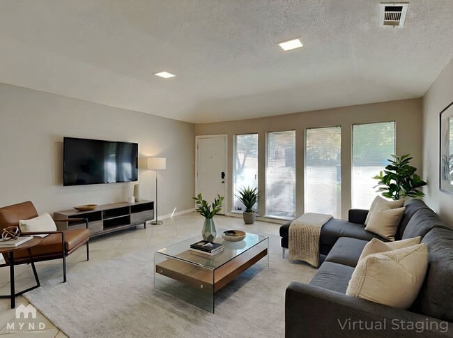 312 Towne House Ln in Richardson, TX - Building Photo - Building Photo