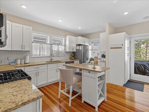 20 Walnut St in Everett, MA - Building Photo - Building Photo