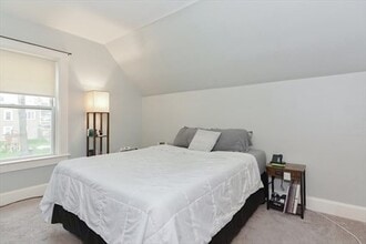 90 Dean Ave in Franklin, MA - Building Photo - Building Photo