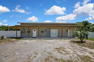 18405 N 30th St in Lutz, FL - Building Photo - Building Photo