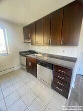 15 Chester St in Cambridge, MA - Foto de edificio - Building Photo